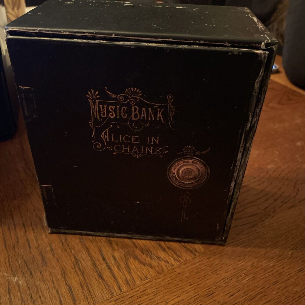 Alice in Chains Music Bank 4 Disc Box Set 1999 Very Good and Complete Set Staley